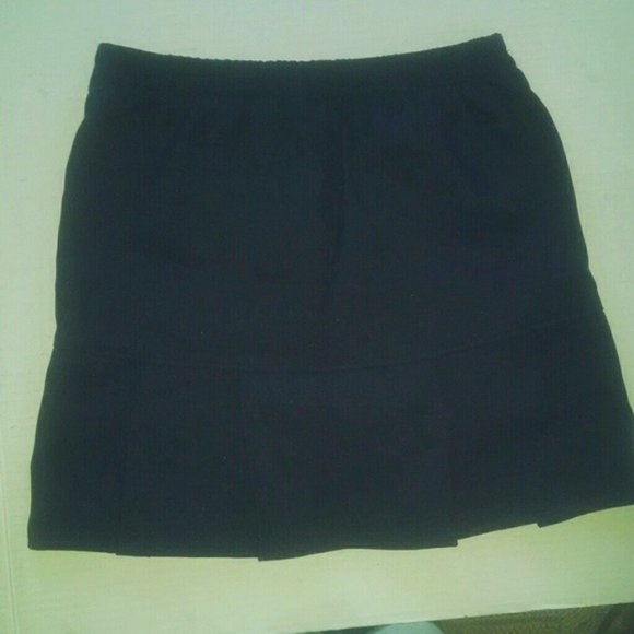 Girl's Skirt/Skort - Picture 3 of 4